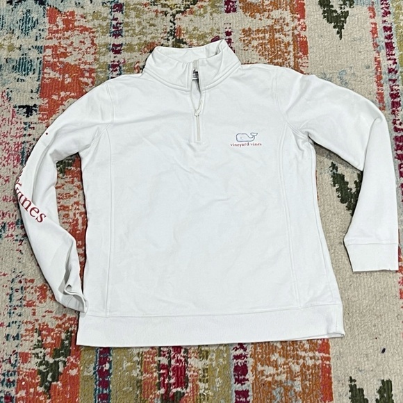 Women's Vineyard Vines Whale Design 1/4 Zip Up Pullover Sweatshirt - Picture 1 of 8